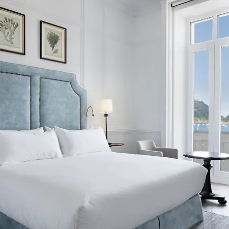 Boutique Favorita 4*