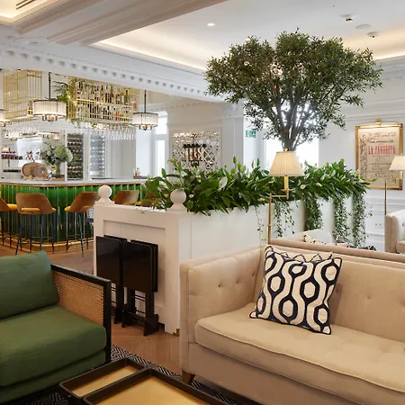 Boutique Favorita 4*