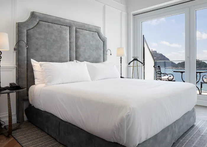 Boutique Favorita 4* San Sebastián